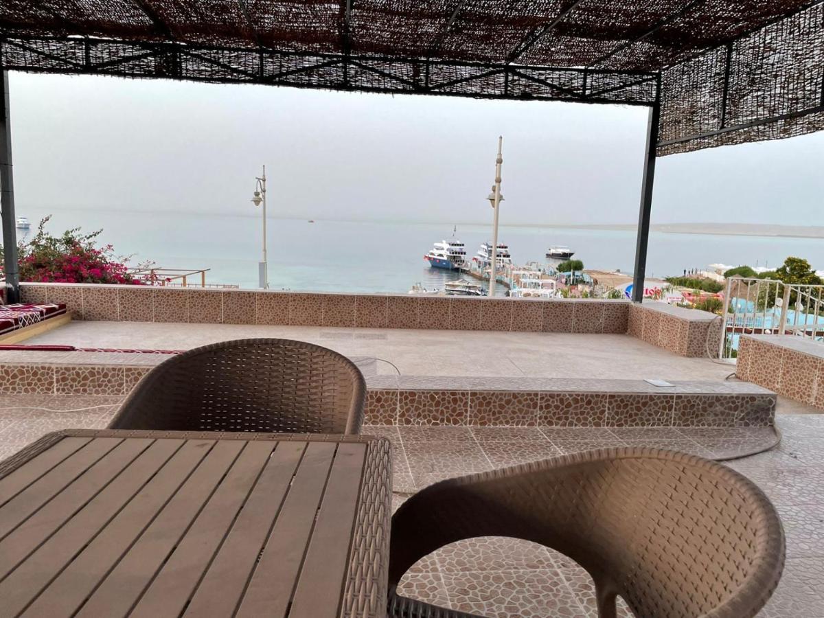 Serafy City Center Hostel And Pool For Foreigners Adults Only Hurgada Dış mekan fotoğraf
