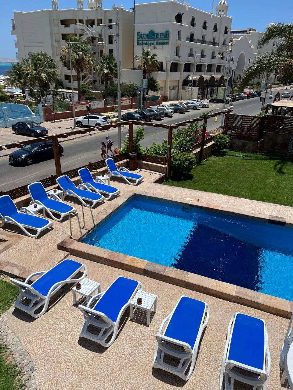 Serafy City Center Hostel And Pool For Foreigners Adults Only Hurgada Dış mekan fotoğraf