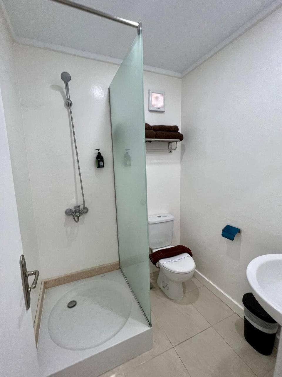 Serafy City Center Hostel And Pool For Foreigners Adults Only Hurgada Oda fotoğraf