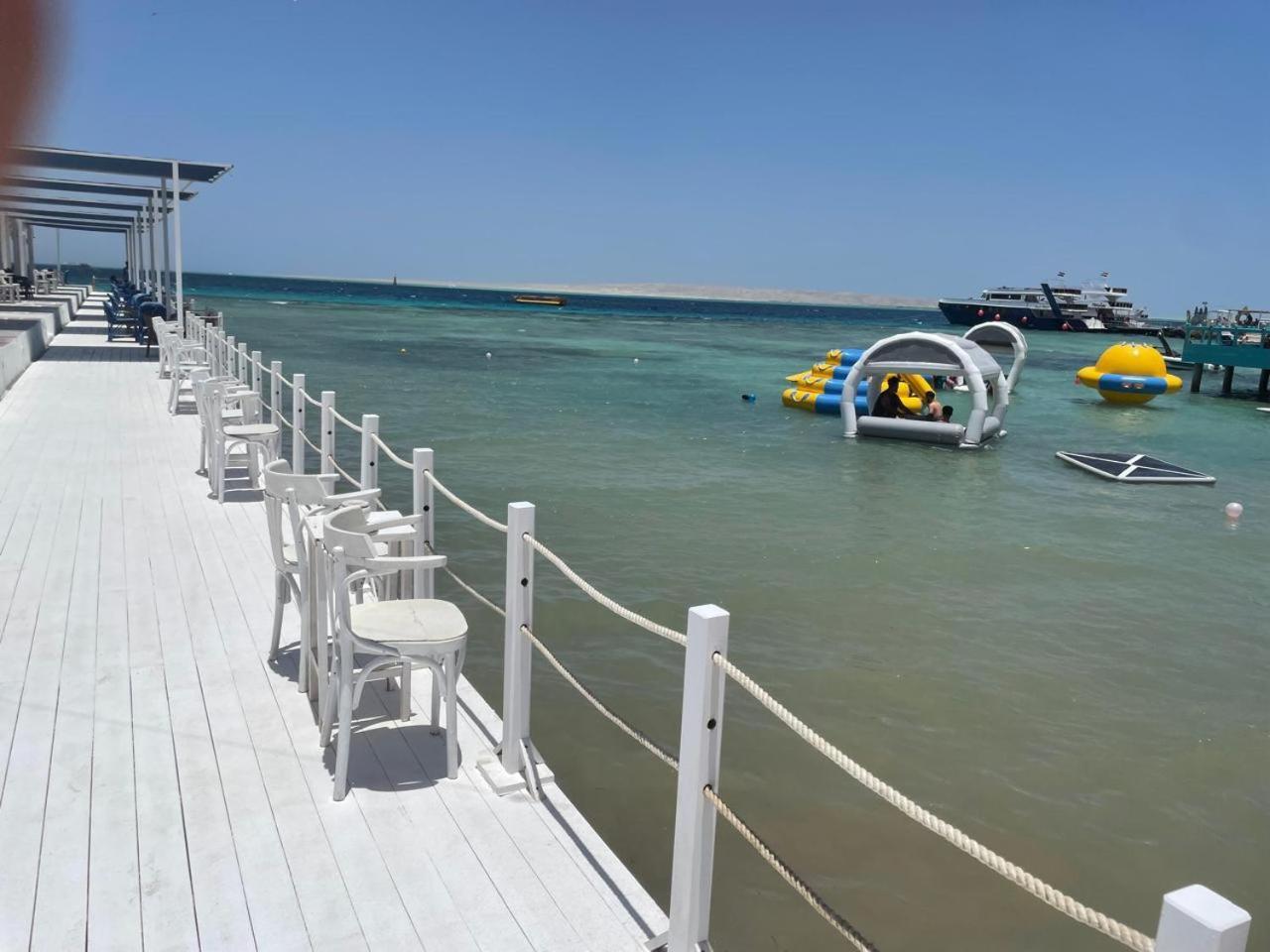 Serafy City Center Hostel And Pool For Foreigners Adults Only Hurgada Dış mekan fotoğraf
