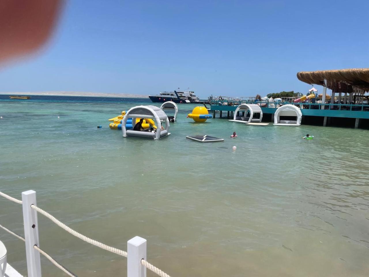 Serafy City Center Hostel And Pool For Foreigners Adults Only Hurgada Dış mekan fotoğraf